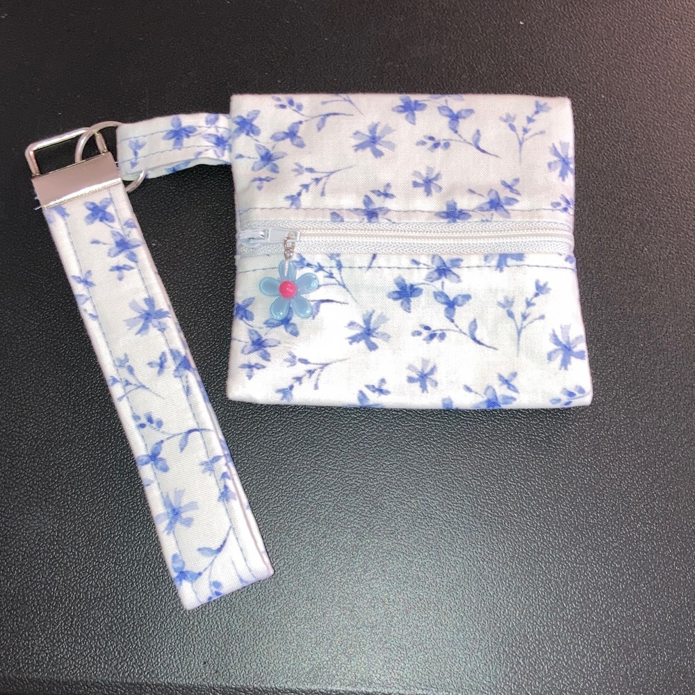 Floral Blue and White Zipper Pouch with Wristlet